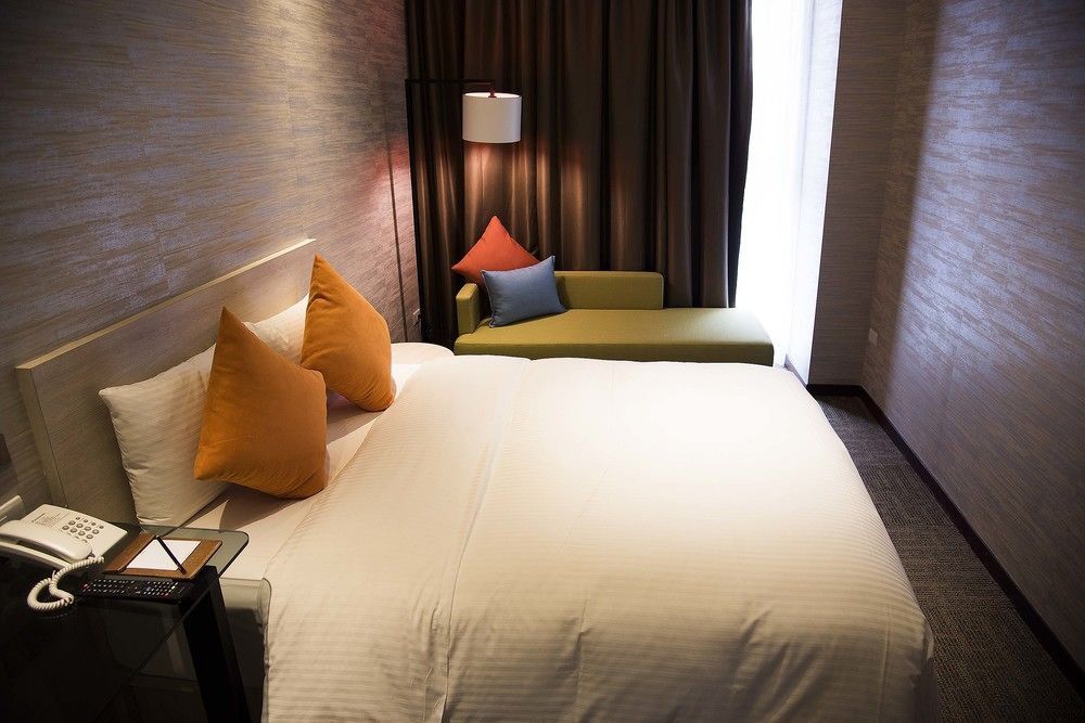 Via Hotel Taipei Station Екстер'єр фото