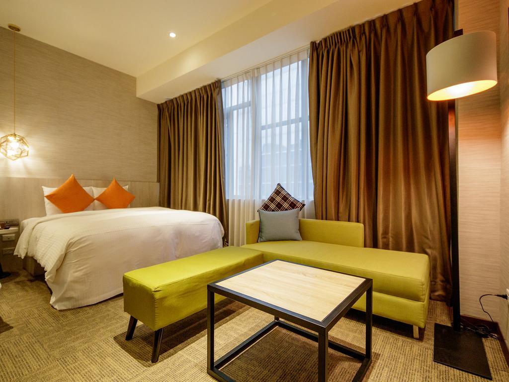 Via Hotel Taipei Station Екстер'єр фото