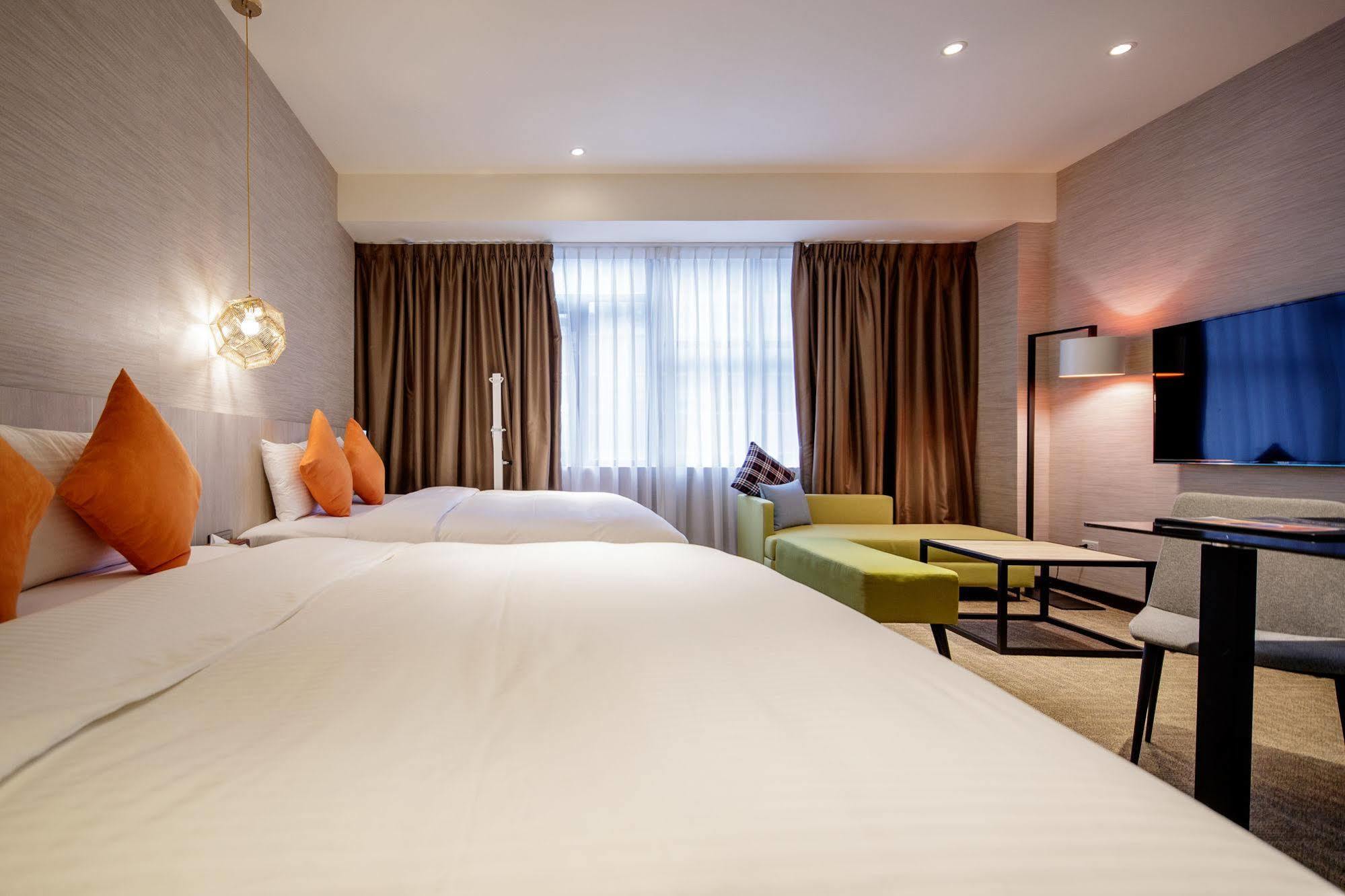 Via Hotel Taipei Station Екстер'єр фото