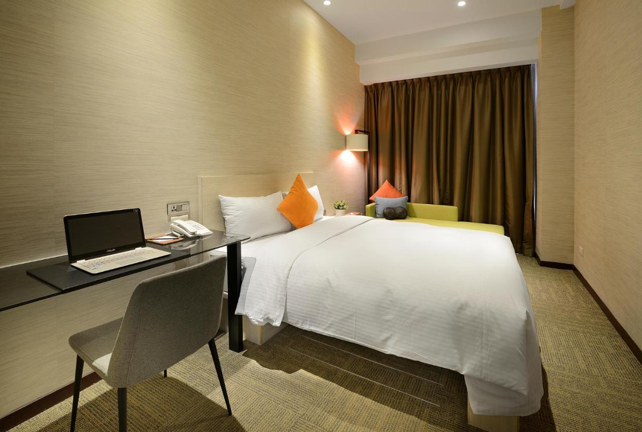 Via Hotel Taipei Station Екстер'єр фото