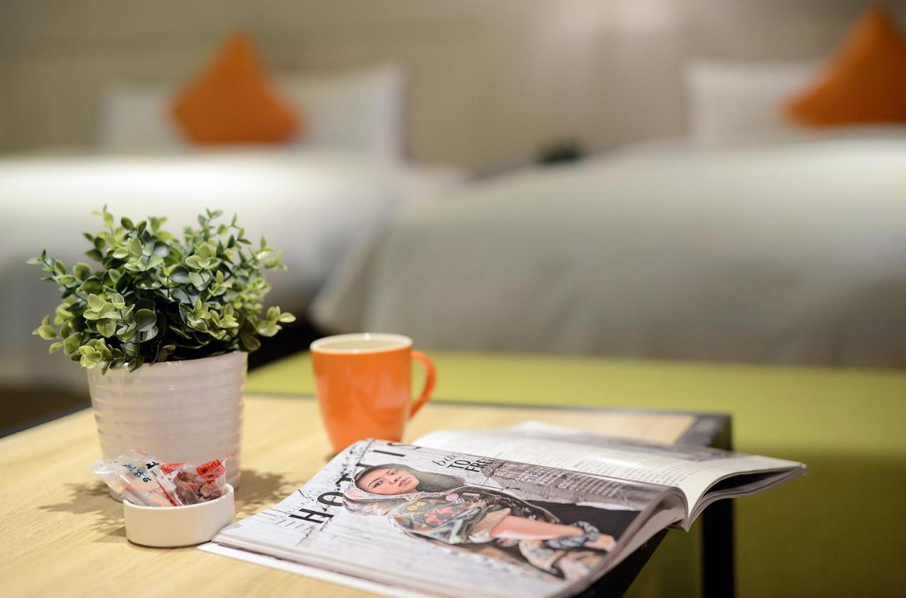 Via Hotel Taipei Station Екстер'єр фото