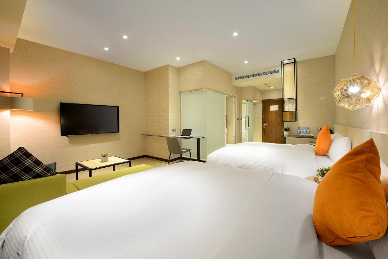 Via Hotel Taipei Station Екстер'єр фото